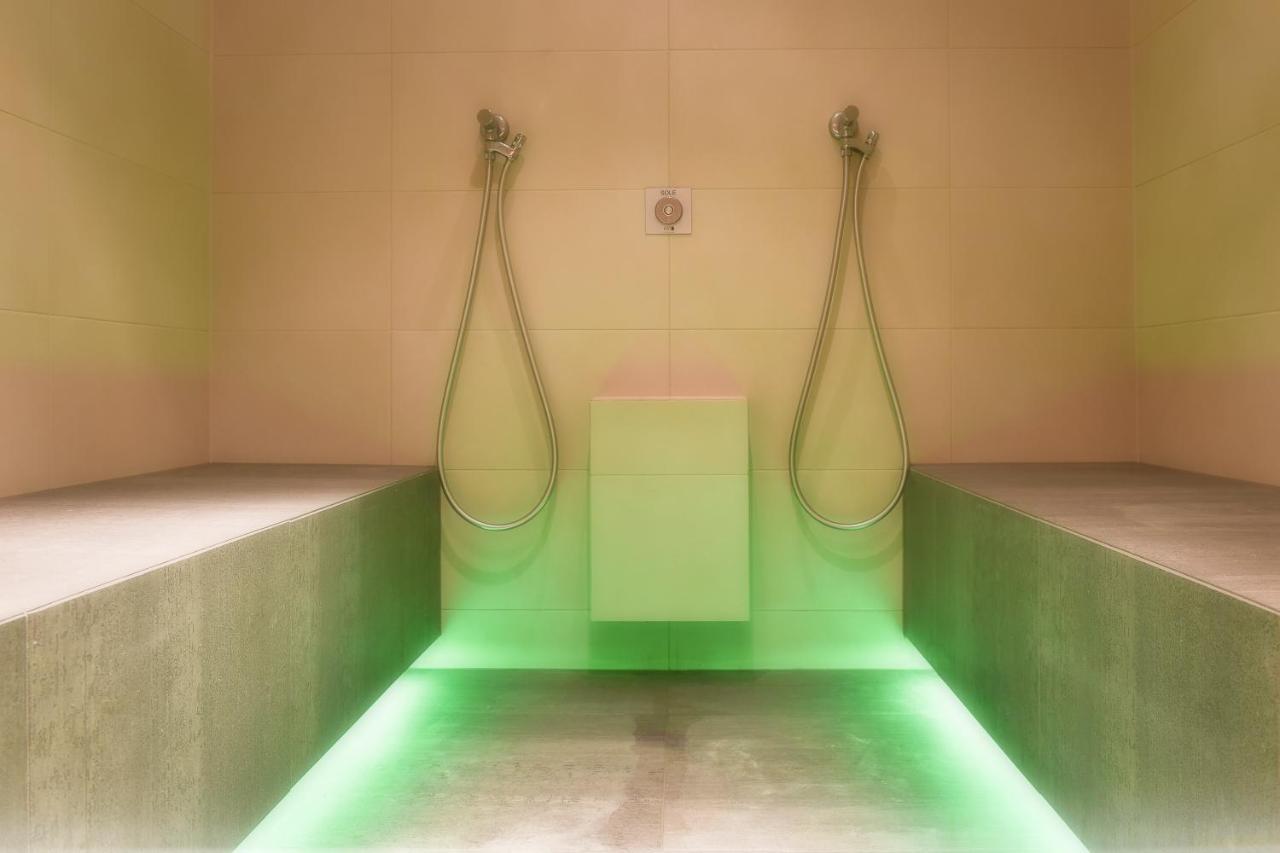 Hotel Sonnblick レッヒ エクステリア 写真
