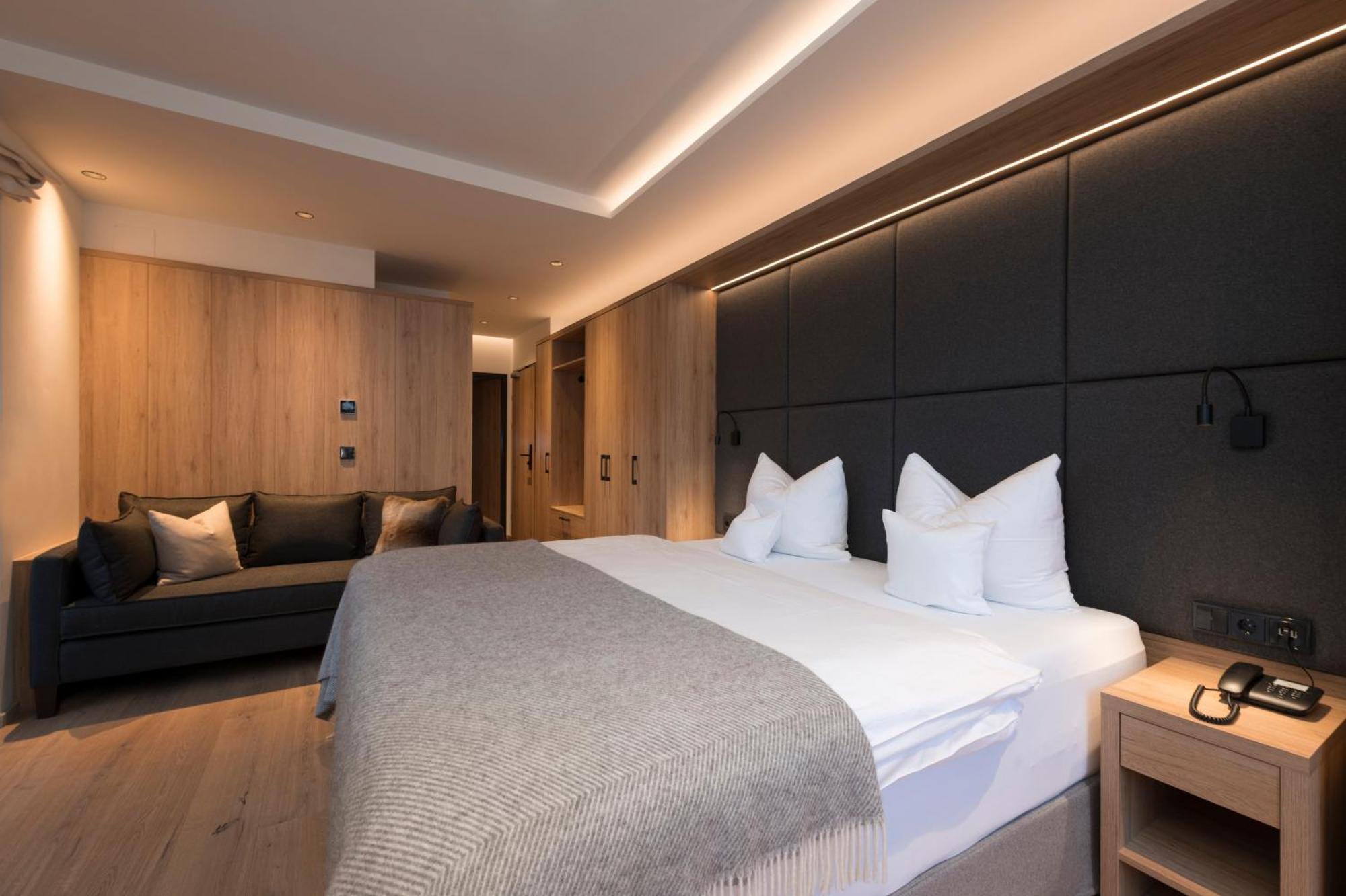 Hotel Sonnblick レッヒ 部屋 写真
